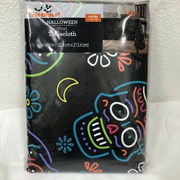 Day of the Dead Vinyl reusable Tablecloth 60" x 84" Halloween Dia De Los Muertos - Picture 1 of 3